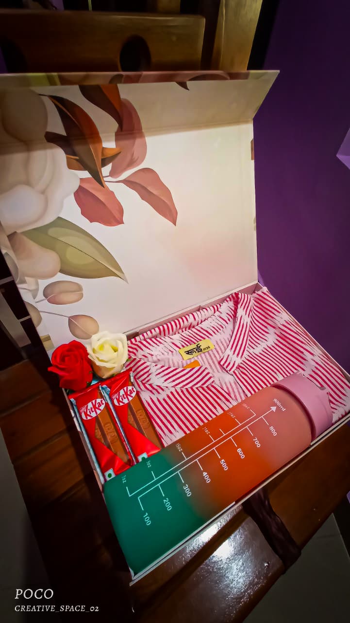 Custom photo frame gift